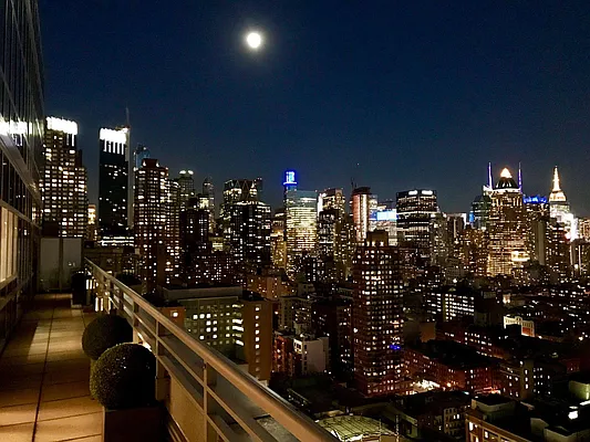 Sold by Keller Williams NYC | media 8