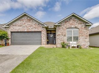 13838 Highland Pointe Dr, Northport, AL 35475