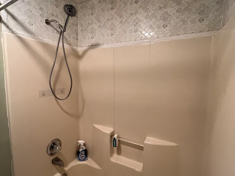 15 Derby Ln — Photo 13