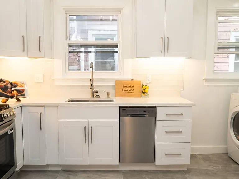 65 Poe Ave #2 — Photo 11