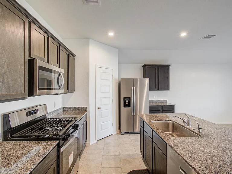 7527 Cynomys Ct — Photo 13