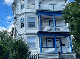 65 Courtland St APT 1, Providence, RI 02909