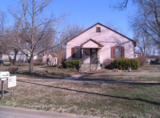 509 E 4th Ave, Saint John, KS 67576
