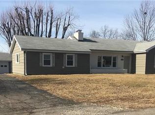 2609 Skyline Dr, High Ridge, MO 63049