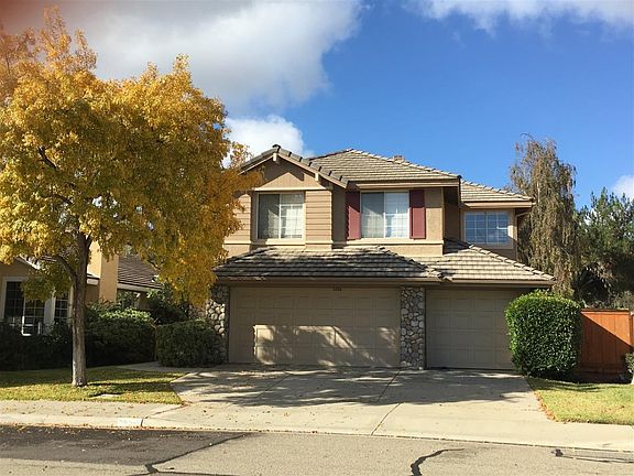 2nd image of 1686 Bay Hill Dr
