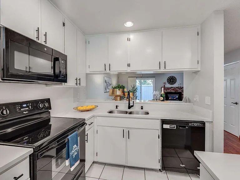 4235 Sheldon Cir #1 — Photo 6