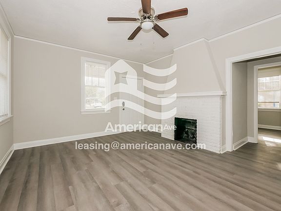 1709607_005_wm_-_living_room_13132514.jpg