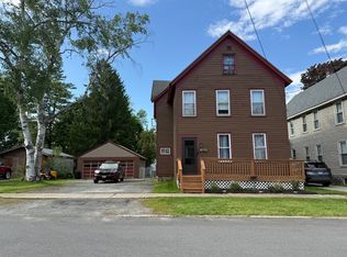 103 Prospect St, Johnstown, NY 12095