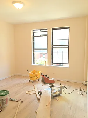 Rented by Uptown Flats LLC | media 33