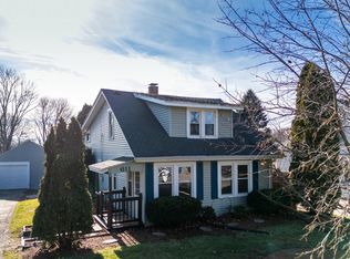 611 13th Pl, Kenosha, WI 53140