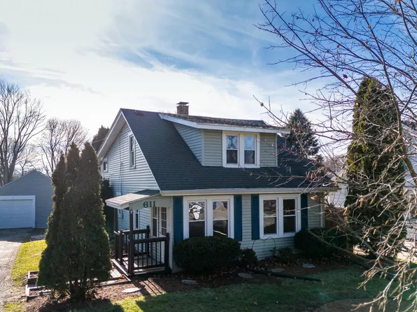 611 13th PLACE, Kenosha, WI 53140