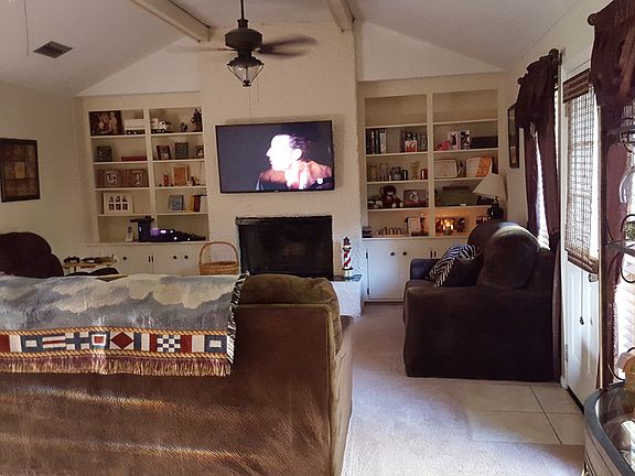 3rd image of 612 Ranchwood Dr