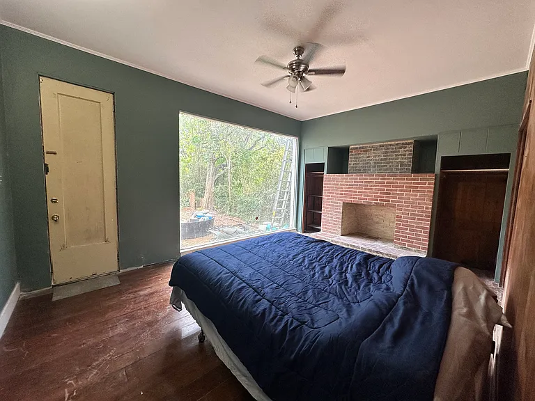 525 E Main St #3 — Photo 3