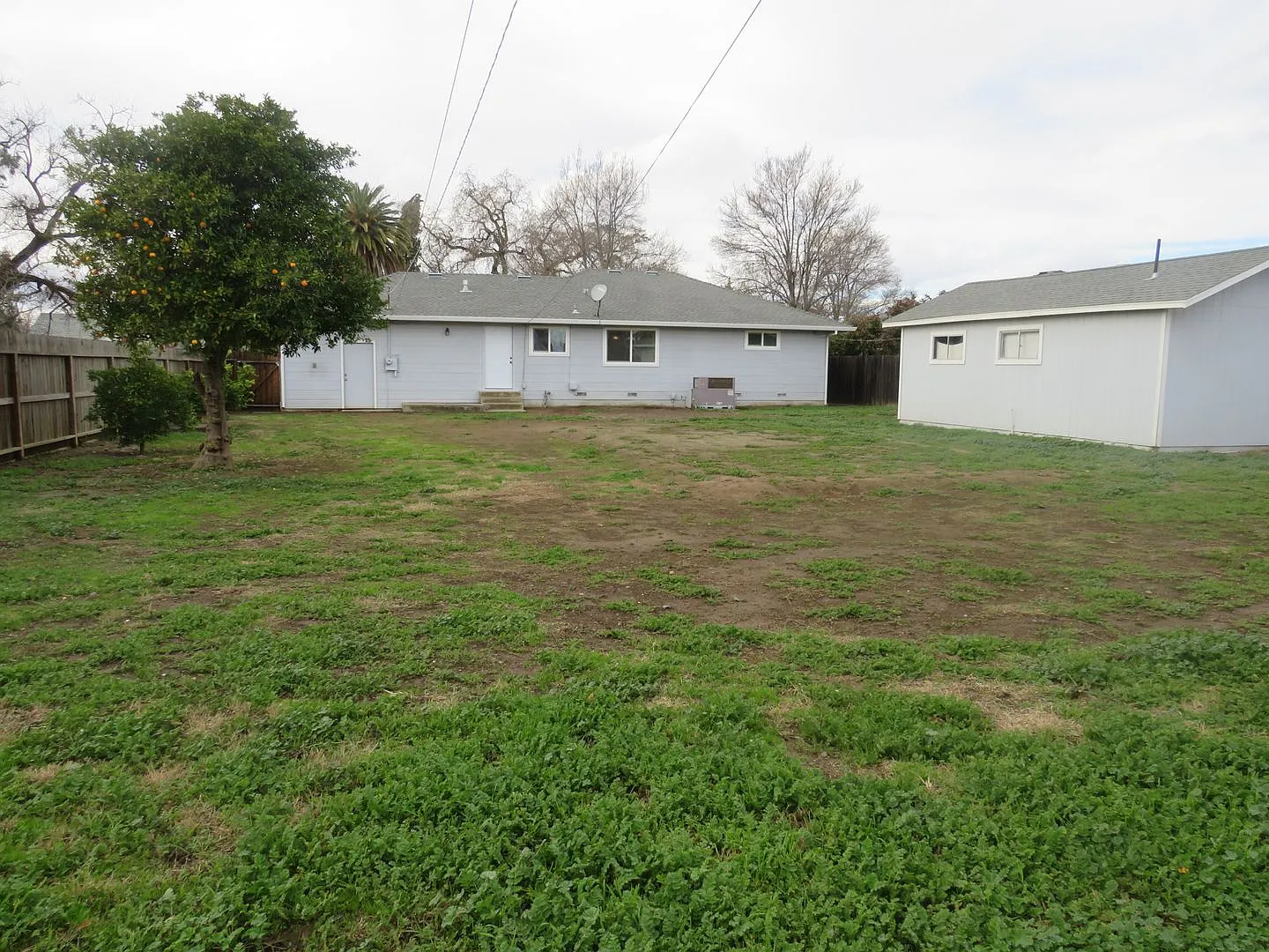 2 Bedroom 1 Bath House — Photo 3