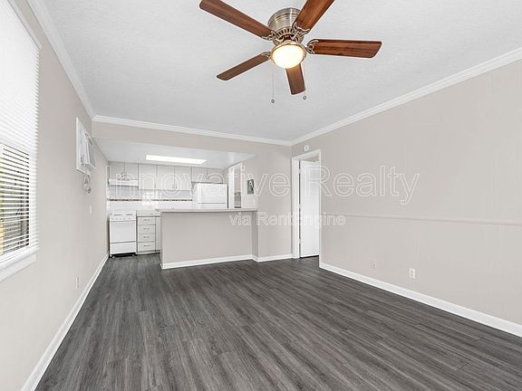 5th image of 5123 Curry Ford Rd #3