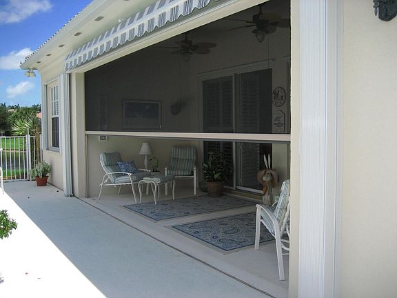 Retractable Screen & Lanai
