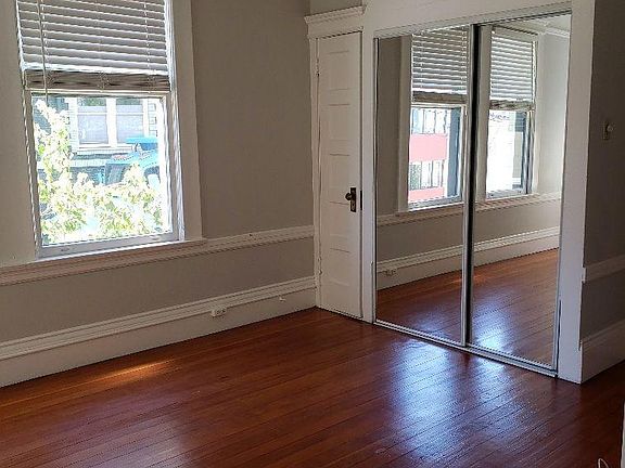 5th image of 1302 Taylor St #18