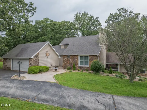 5112 Butterfield Dr, Loma Linda, MO 64804