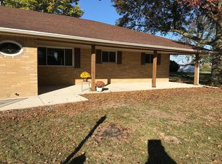 1678 N Smith Dr, Genoa, OH