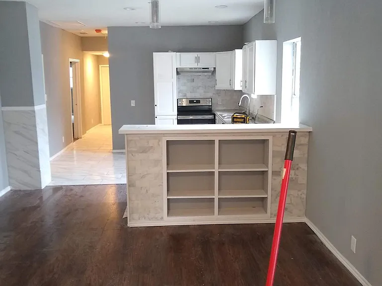 404 E Drexel Ave — Photo 4