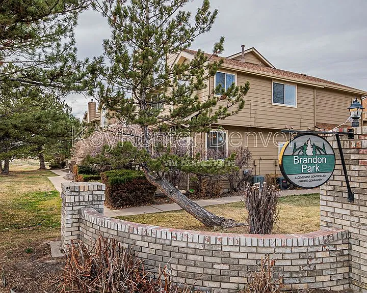 1099 S Walden Way #101 — Photo 58