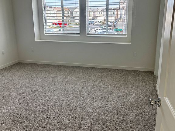 5th image of 8216 Whippersnapper Way