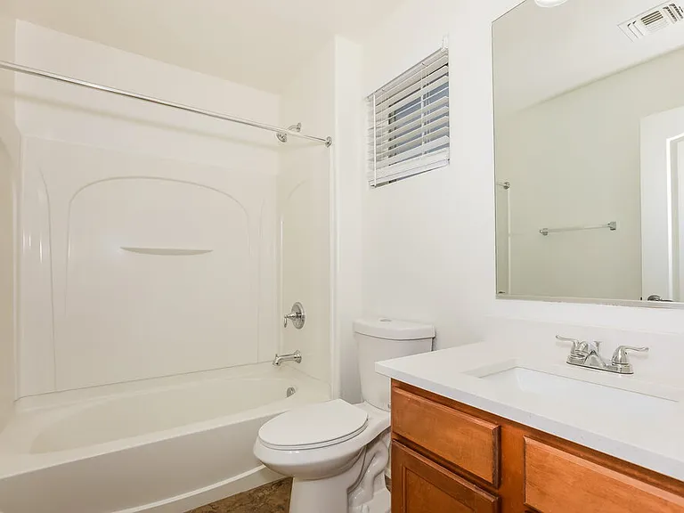 4229 E Milky Way — Photo 16
