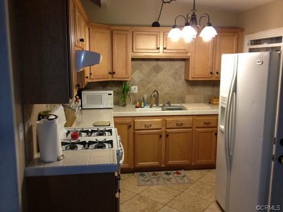 3rd image of 4220 N Hartley Ave