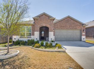 424 Long Pines Dr, McKinney, TX 75071