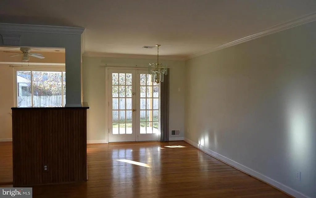 4 bed, 3.0 bath, 1822 sqft, $3,500 — Photo 4