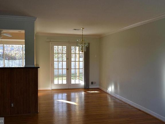 4th image of 10406 Conover Dr