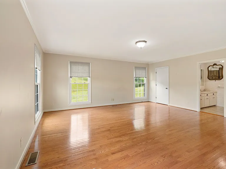2541 Mooresville Hwy — Photo 24