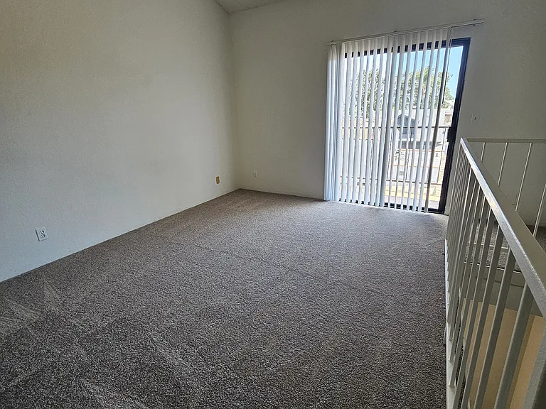 1140 Belmont Ave #4 — Photo 7