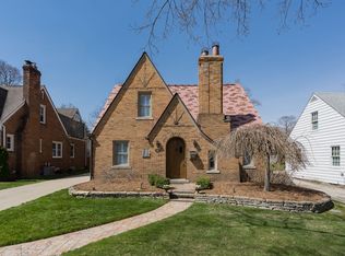 325 Wesley St, Rochester, MI 48307