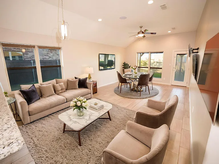 14612 Kurth Cv — Photo 3