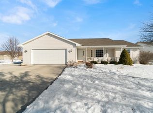 2423 Kellner St, Manitowoc, WI 54220