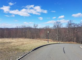 66 Ralphie Ln, Monroe, NY 10950