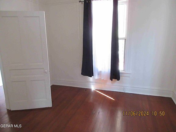 4th image of 1024 Upson Dr