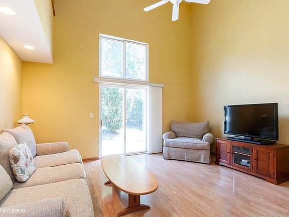2nd image of 39531 N Bishop Ct APT 2