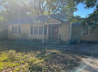 605 W Adams Ave, Greenwood, MS 38930