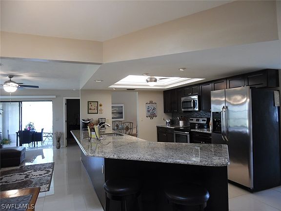 3rd image of 19923 Lake Vista Cir