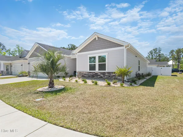 653 NW Blackthorne Circle NW, Calabash, NC 28467