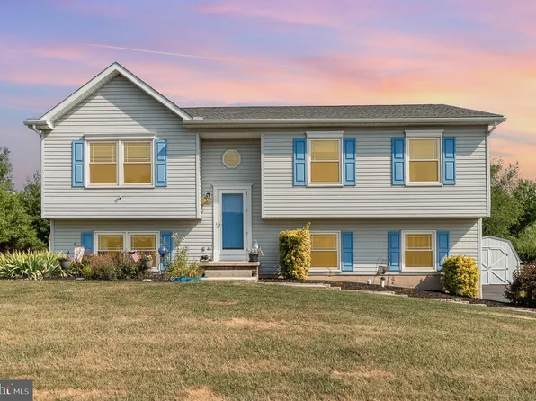 727 Riverview Dr, Etters, PA 17319