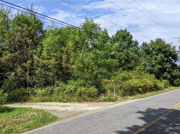 9376 Daniels Rd, Seville, OH 44273