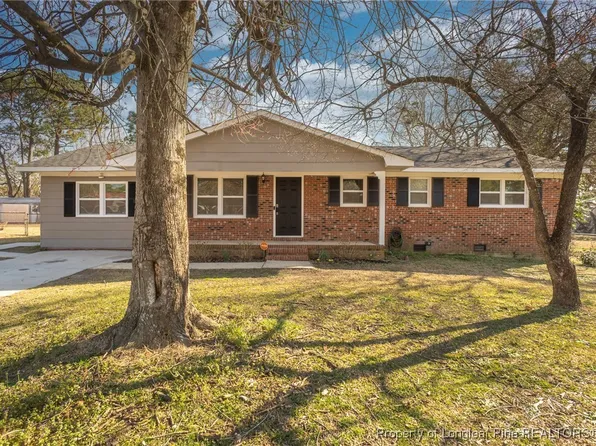 1615 Diplomat Dr, Fayetteville, NC 28304
