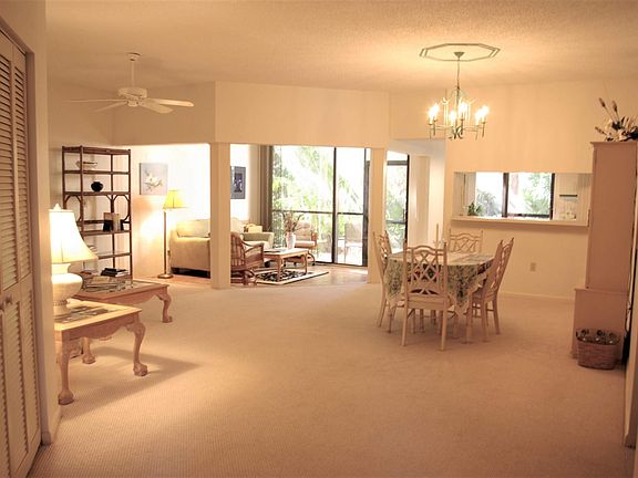3rd image of 1672 Starling Dr #103-3