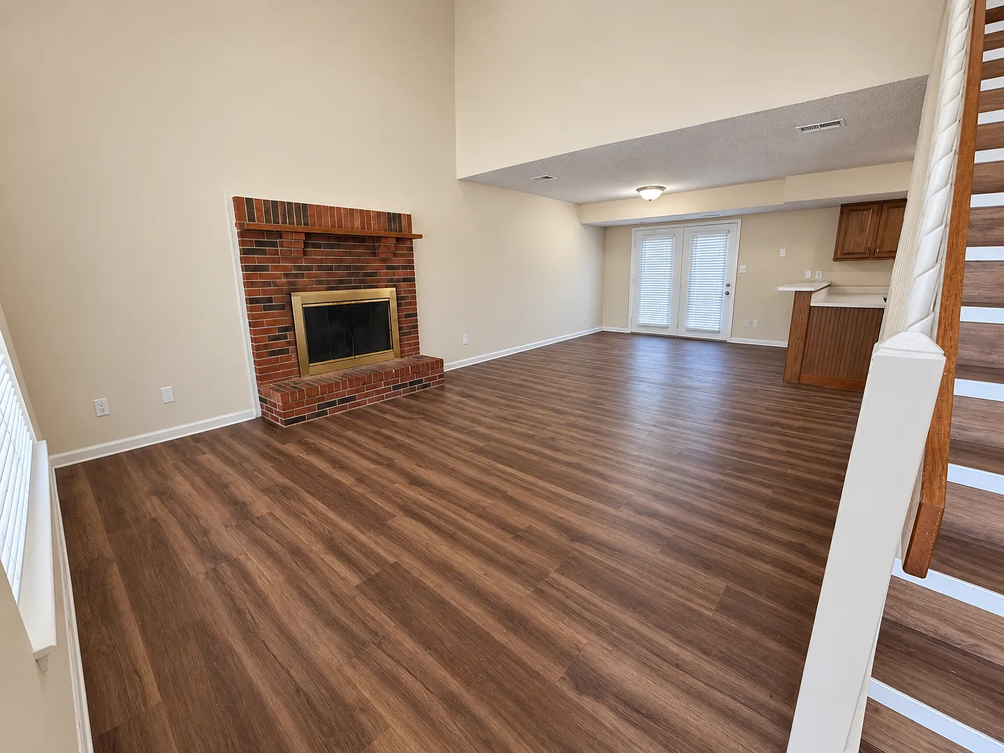 Three bedroom, two and a half bath — Photo 4