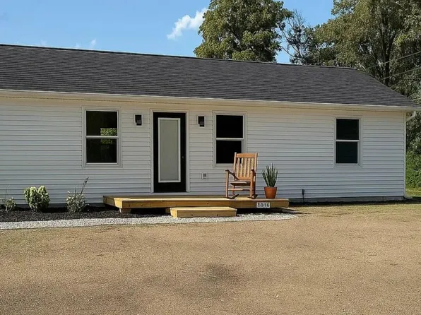 4048 E Craig St, Demotte, IN 46310