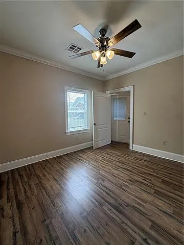 2102 S Lopez St — Photo 3