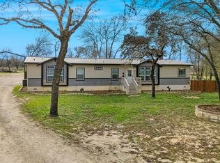 445 Savannah Rdg, Von Ormy, TX 78073